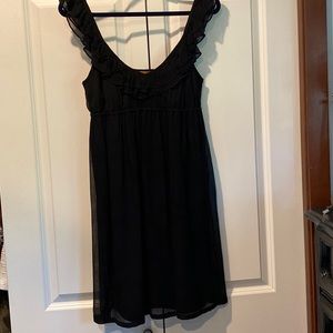 Ali Ro Black Empire Waist Ruffle Neckline Dress. Size 4. 100% Cupro. Mini length